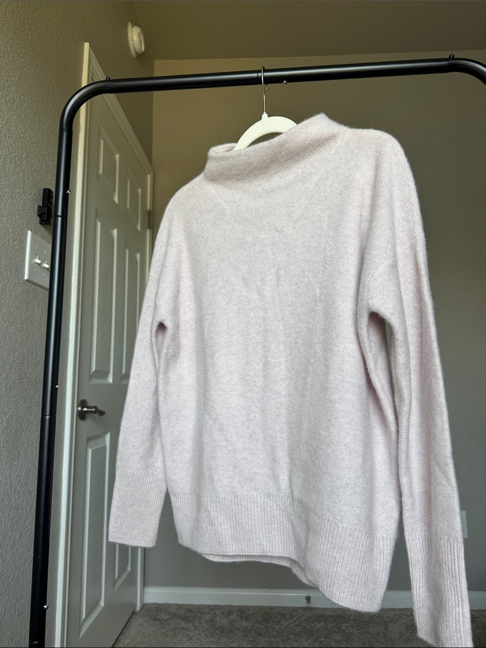 Vince 100% Cashmere Light Blush Mock Neck Sweater